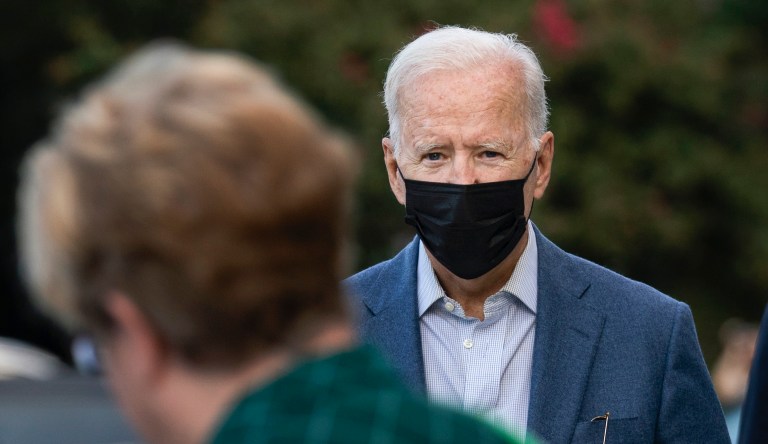 White House announces new system allowing fully vaccinated foreign nationals to fly to US