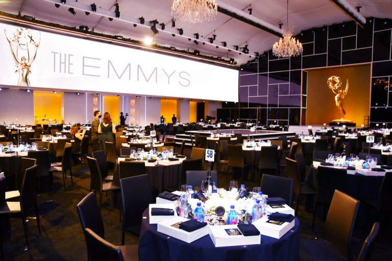 Democrats back workers readying for historic strike that would shut down Hollywood