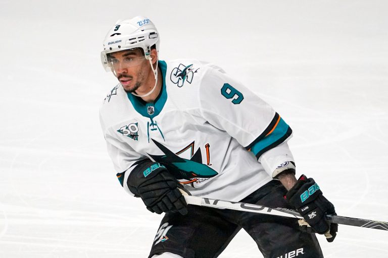 NHL investigating Sharks’ Evander Kane after allegedly submitting phony vaccination card: Report