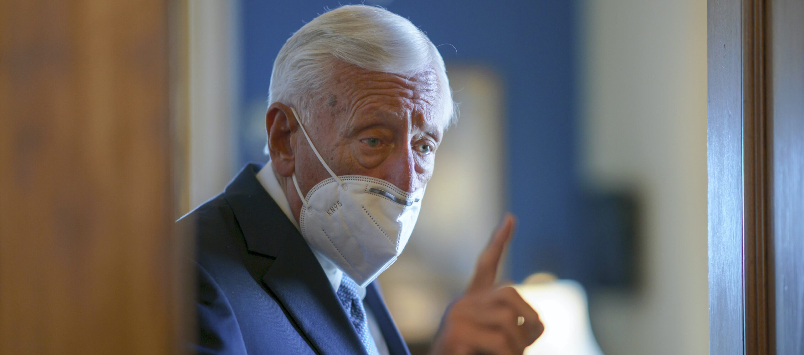 Hoyer and Jewish lawmakers blast Amnesty International official’s Israel comments as antisemitic