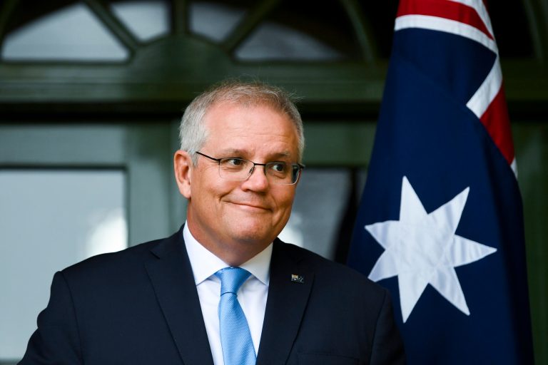 Australia will not welcome international tourists until 2022