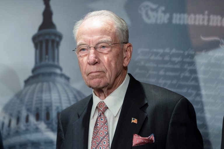 Grassley blasts Garland over DOJ school boards memo and Hunter Biden investigation