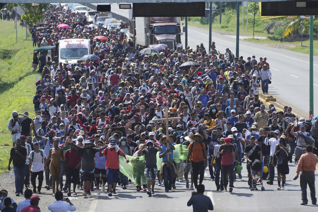 Migrant caravan expected to aim for Del Rio, Texas, or Yuma, Arizona