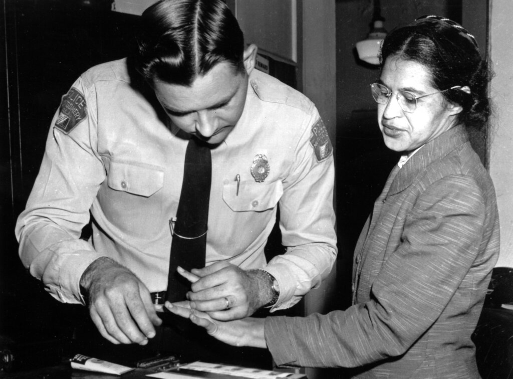 SEE IT: DC buses reserve seat for Rosa Parks Day