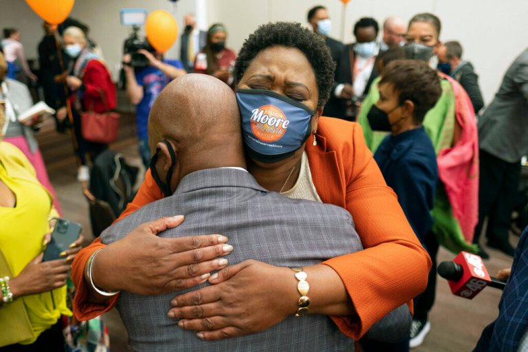 Atlanta mayoral election heads to runoff