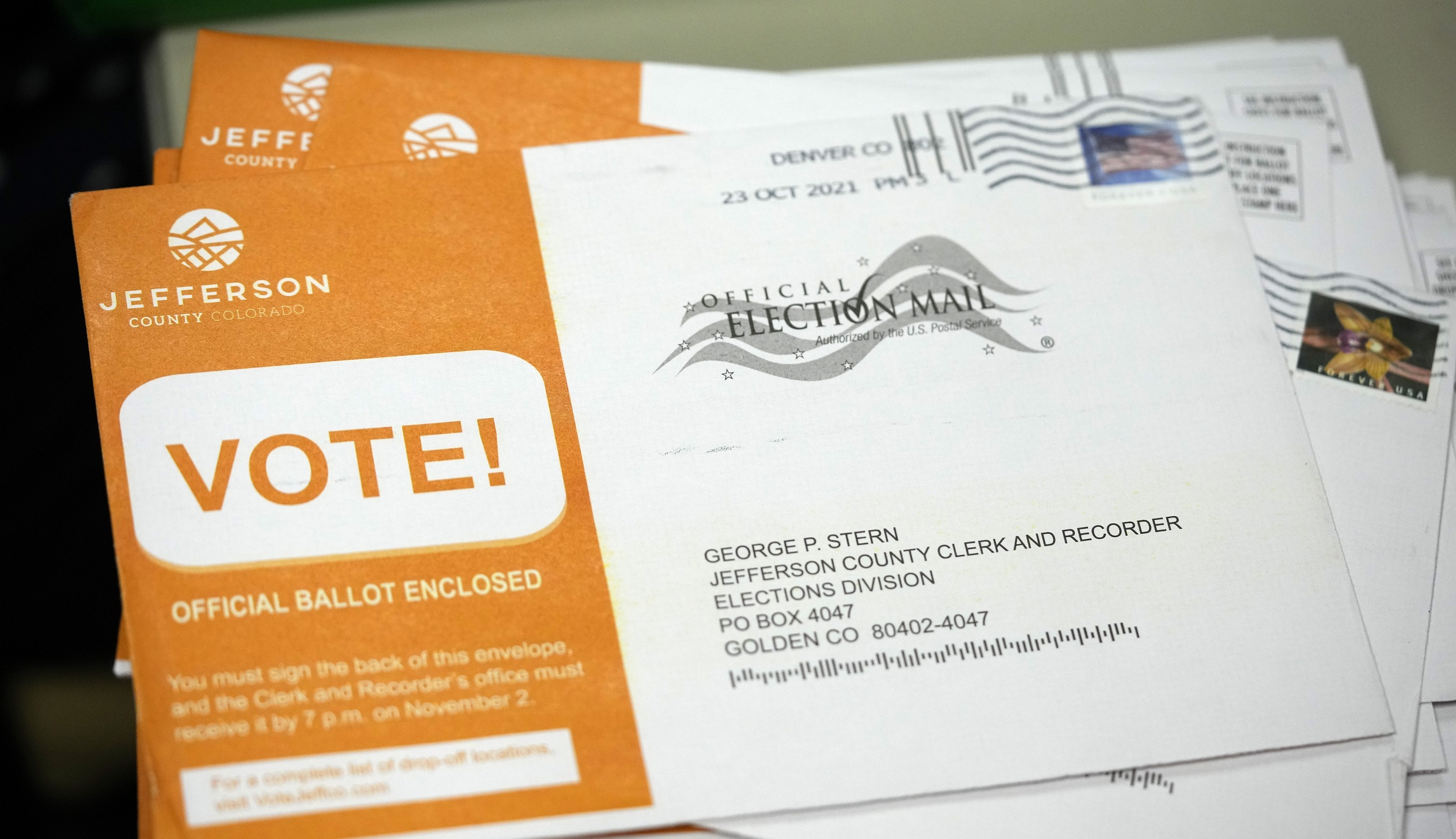 It takes no sixth sense to see dead people on Michigan’s voter rolls