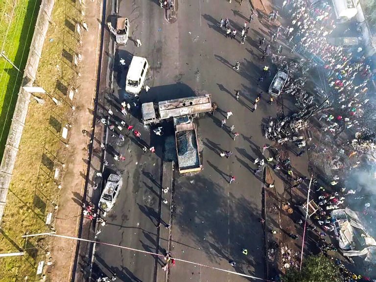Fuel tank explosion kills 99, injures more than seven dozen in Sierra Leone