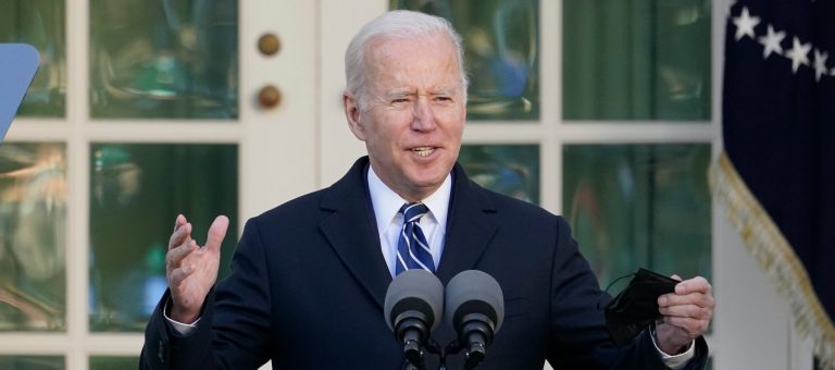 As holiday season begins, majority blames Biden and Congress for supply chain issues