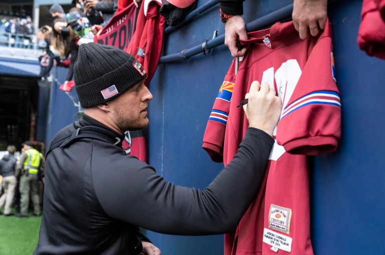 JJ Watt funds funeral for grandfather of fan selling Watt’s merchandise