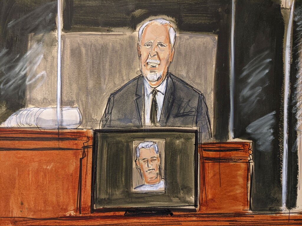 Epstein’s ‘Lolita Express’ pilot tells court Bill Clinton and Donald Trump both flew on board