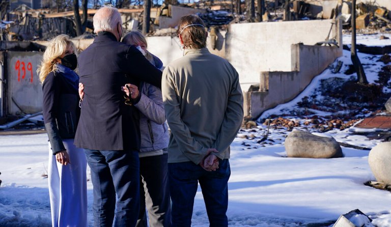 Biden, surveying Colorado fire damage, comforts families and promotes agenda