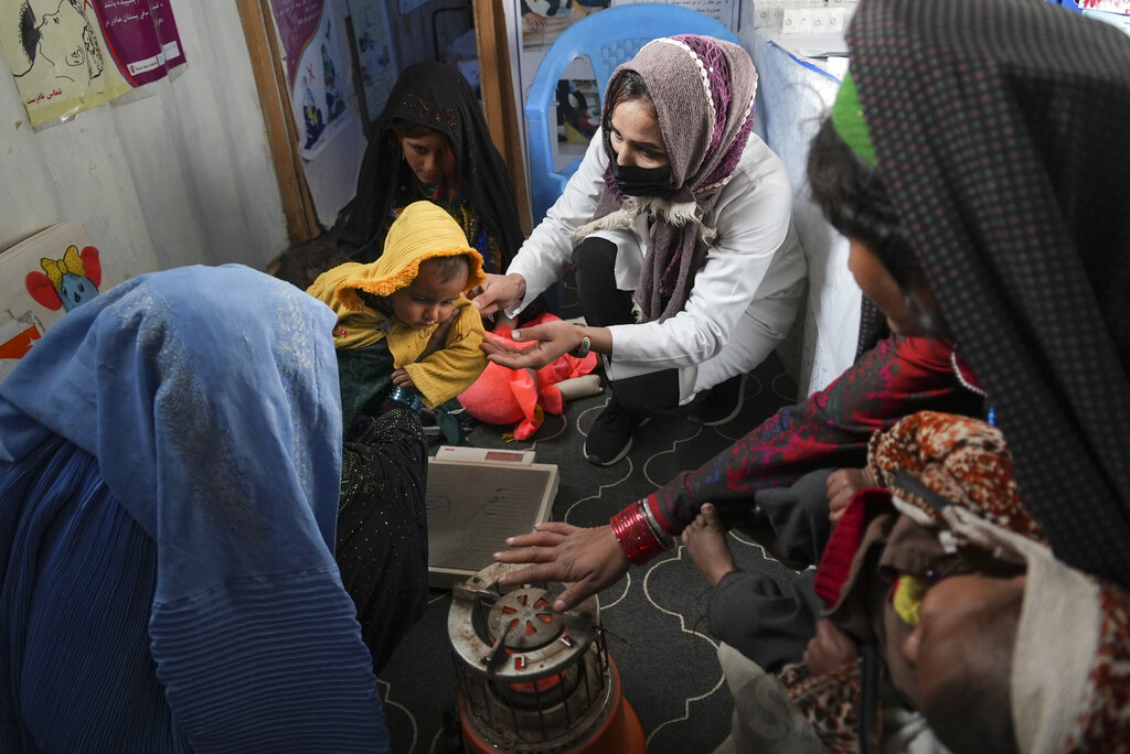 US to provide $308 million in aid for Afghans