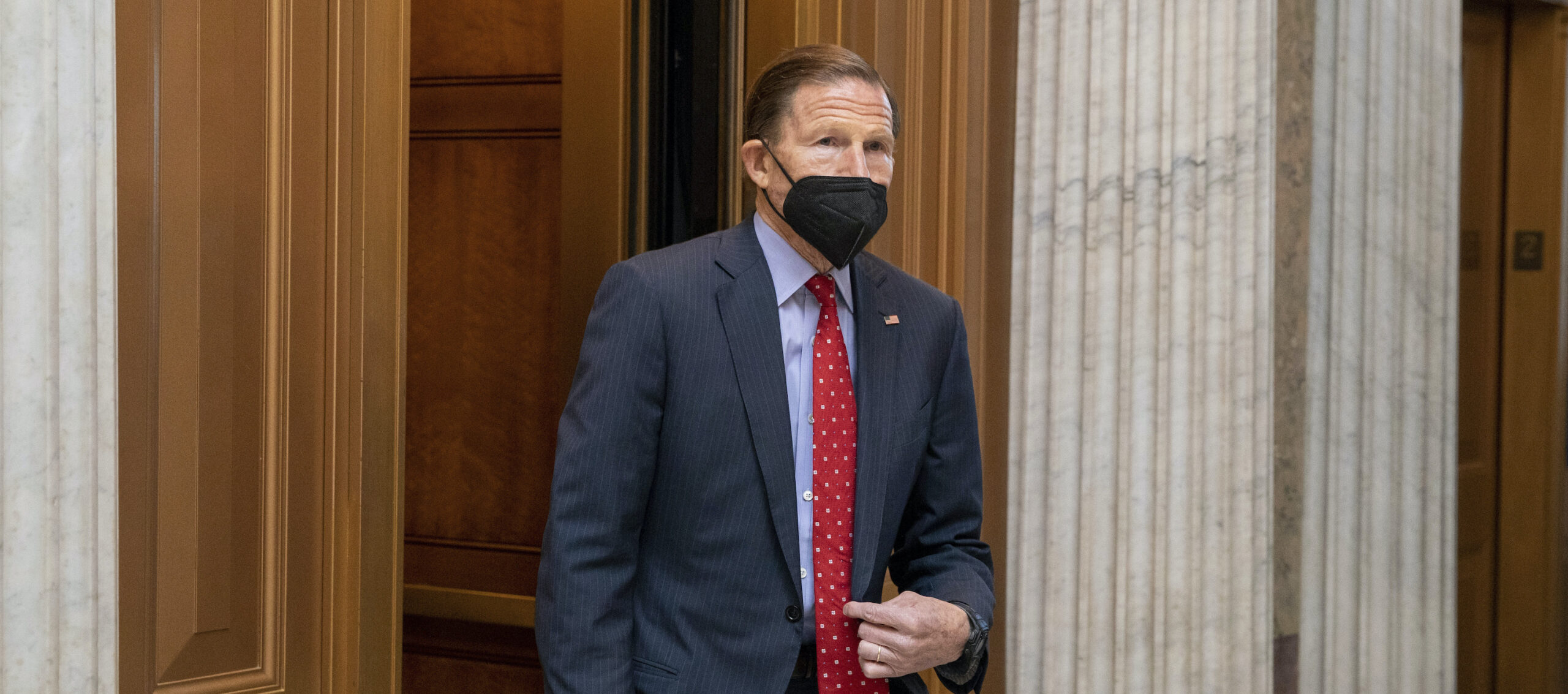 Blumenthal faces ethics complaint over stock trades amid talk of trading ban
