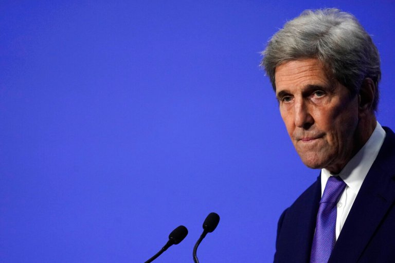 WATCH: John Kerry complains Ukraine is diverting attention from climate change