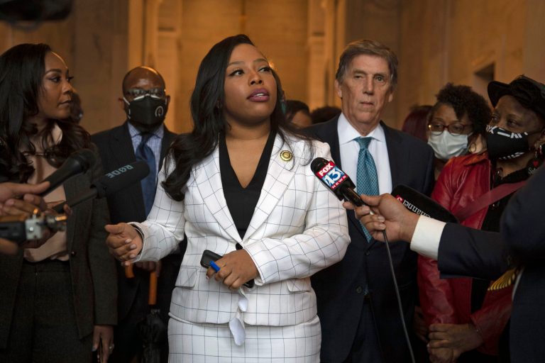 Tennessee senator expelled from state Senate over fraud conviction