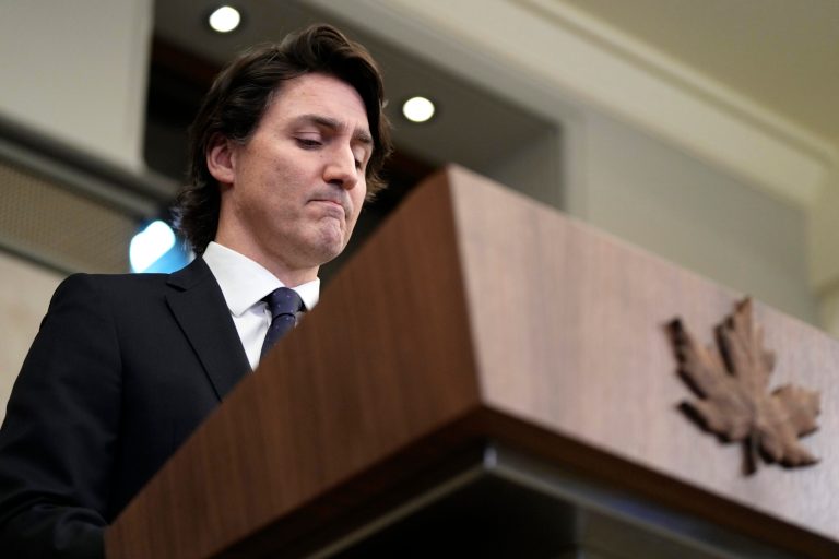 Canadians wouldn’t vote for Trudeau again: ‘The PM has looked weak’