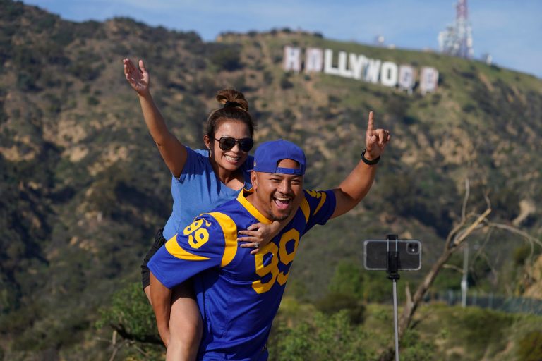 LA County lifts outdoor mask mandate before Super Bowl parade