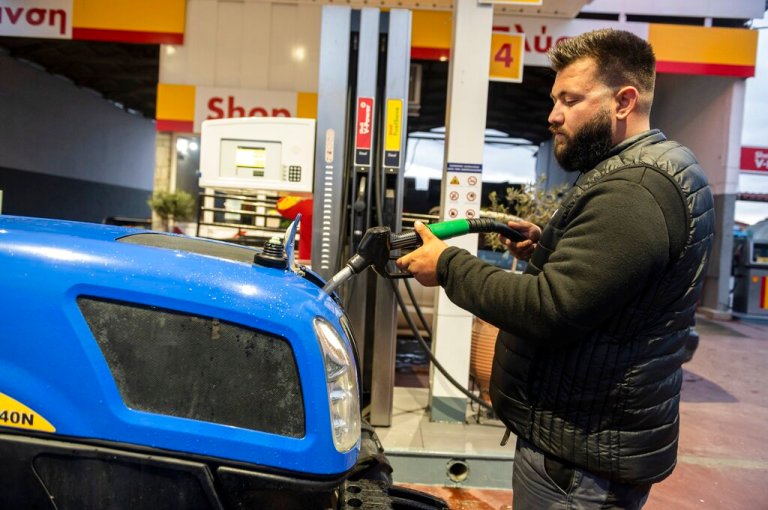 Gas prices today: Where to find the cheapest fuel across the country