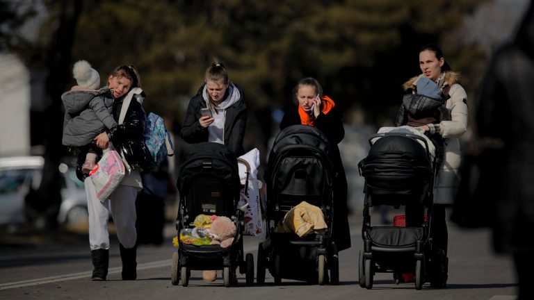 SEE IT: Mothers leave strollers and blankets at train station for Ukrainian refugees