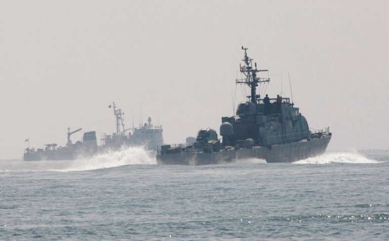 South Korean vessel fired warning shot at North Korean patrol boat