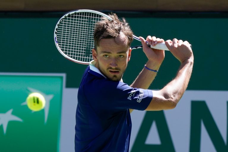 Medvedev could be forced to denounce Putin if he hopes to play at Wimbledon