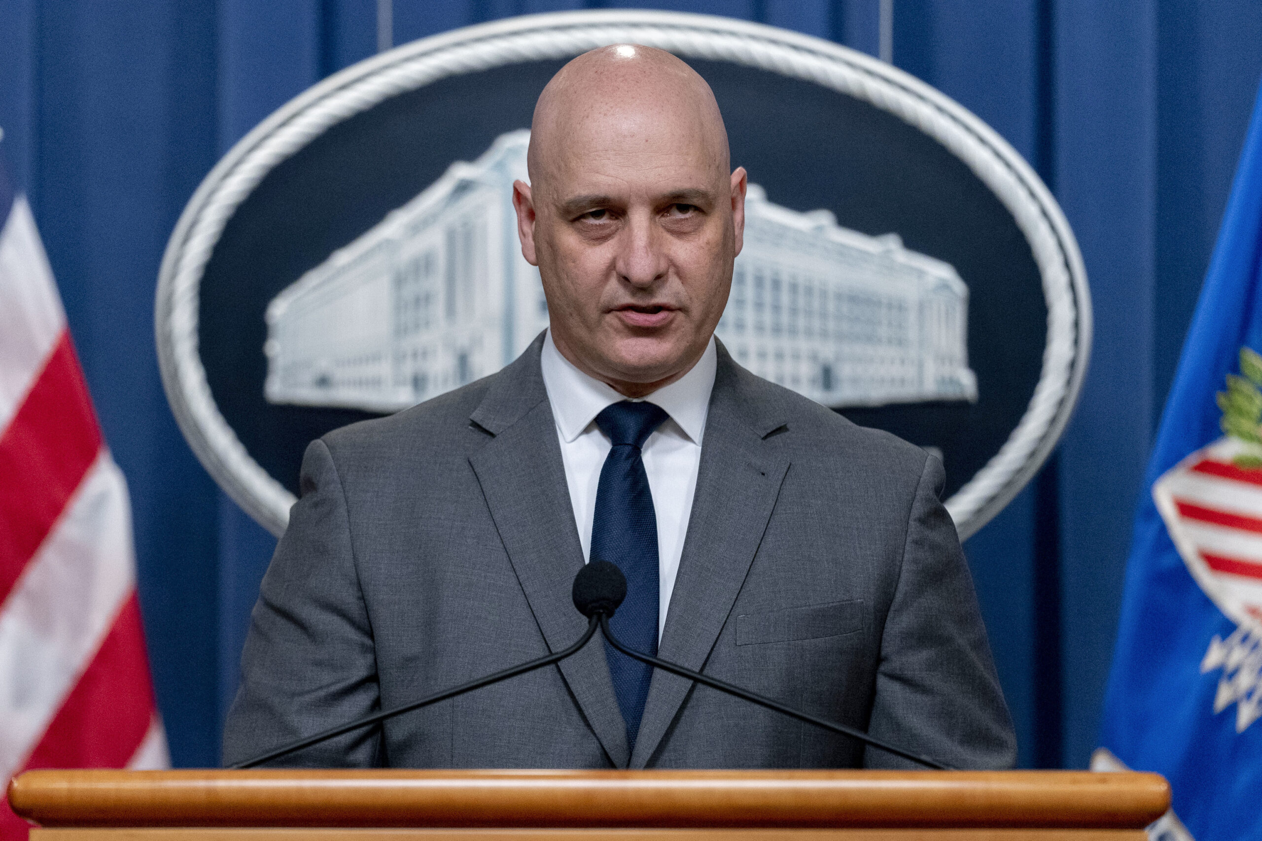 FBI using social media to recruit Russians for information