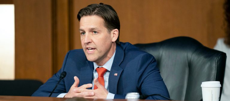 Sasse cites ‘jackassery we often see around here’ in argument against courtroom cameras