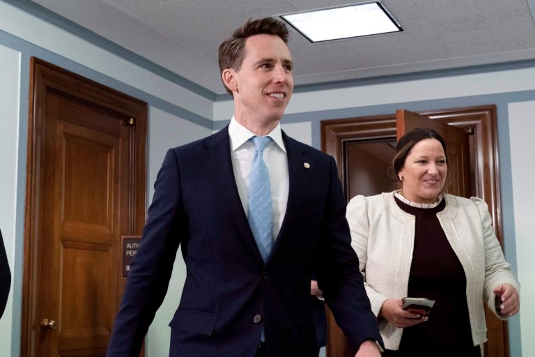 Josh Hawley touts fatherhood as cure to masculinity crisis: ‘We need dads desperately’
