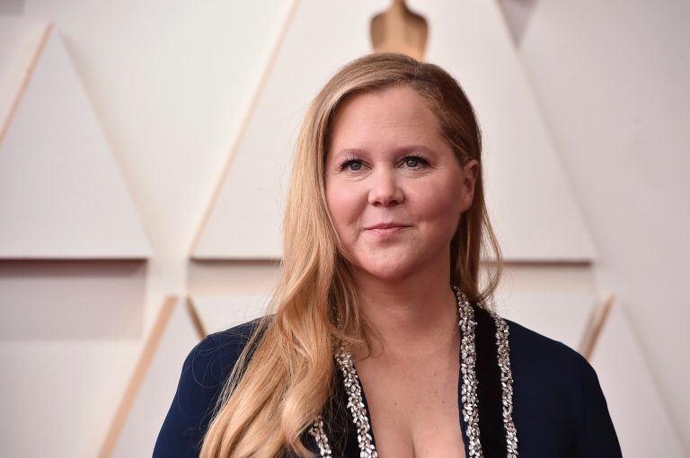 ‘Comments on’: Comedian Amy Schumer claps back at critics for her take on Israel-Hamas war