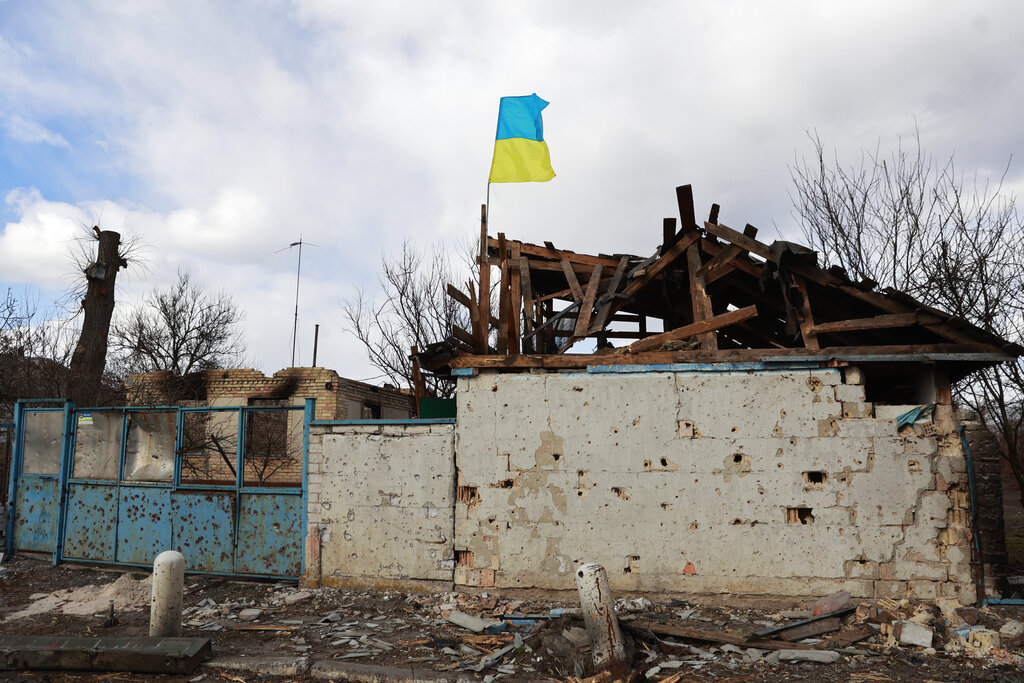 Ukrainian counteroffensive punches holes in Russian occupied areas