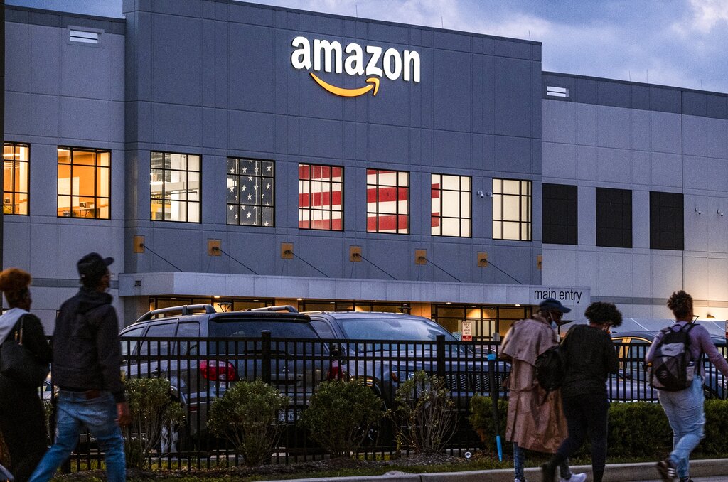 Amazon fails to overturn New York warehouse’s attempt to unionize