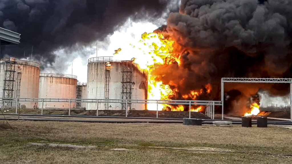 Biden’s ‘wartime’ oil decisions rattle green energy activists