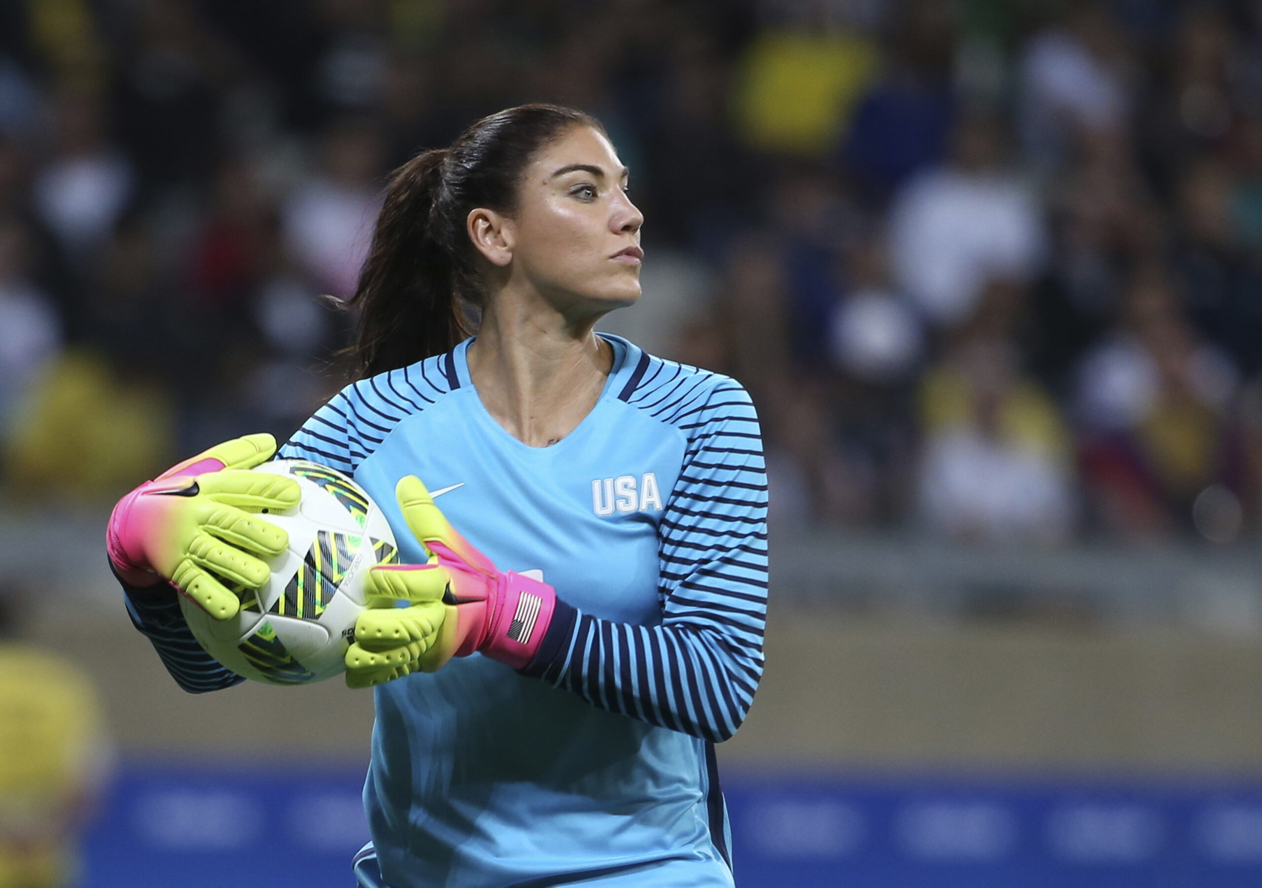 Soccer star Hope Solo requests Hall of Fame induction delay to enter alcohol rehab
