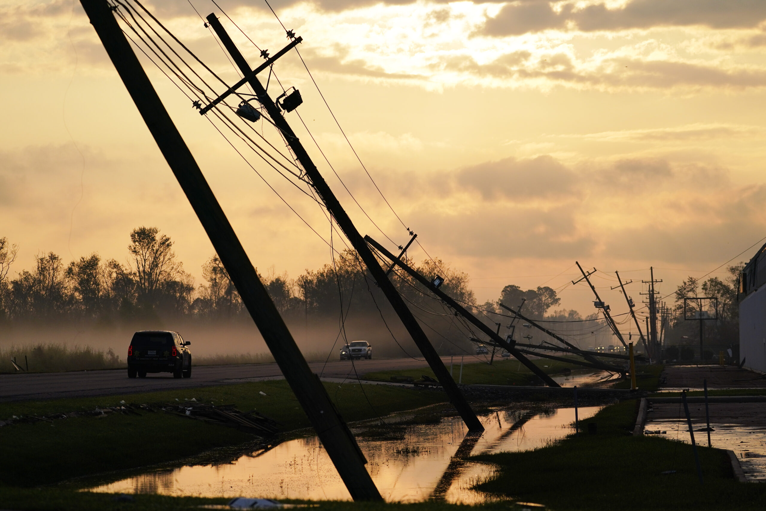Preppers list grid security, EMP attack, and civil war as top threats to US
