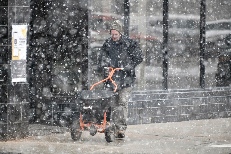 April nor’easter knocks out power for 200,000 customers