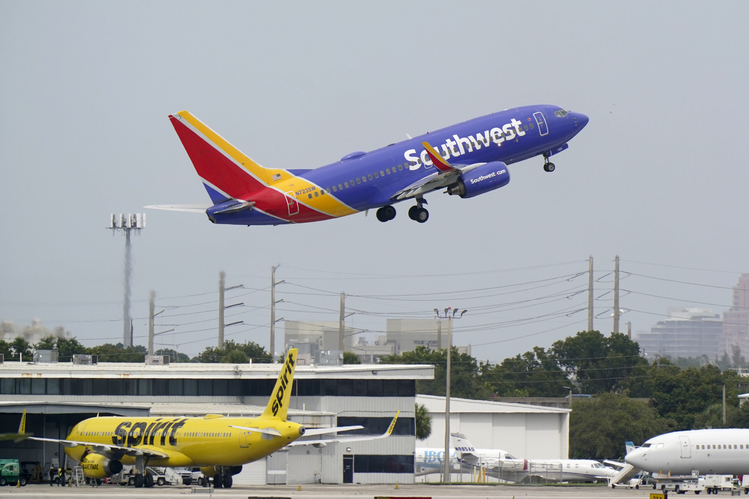 Woman who smashed flight attendant’s teeth gets 15 months in prison