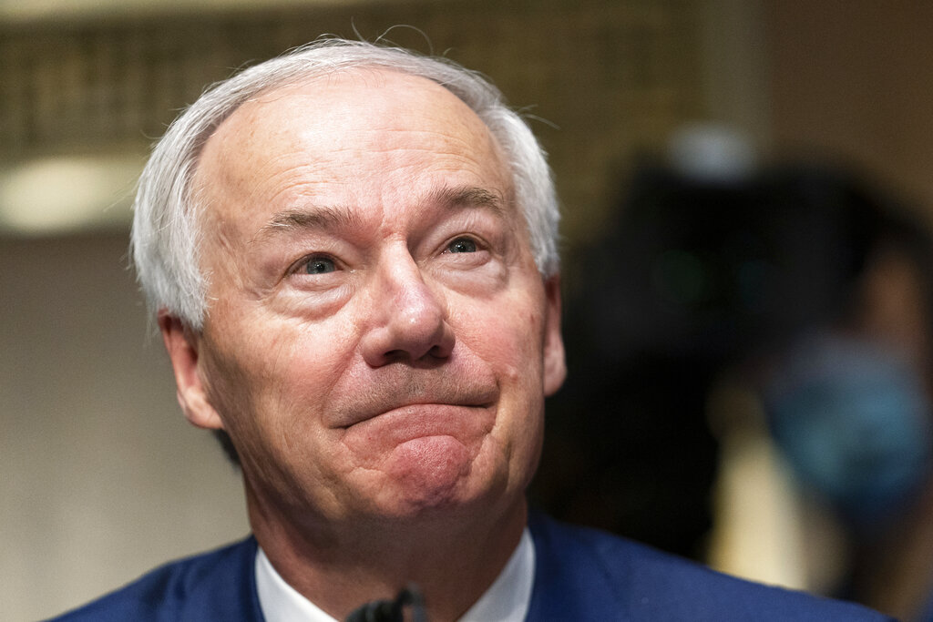 GOP governor stings top 2024 contenders as he hints at presidential run