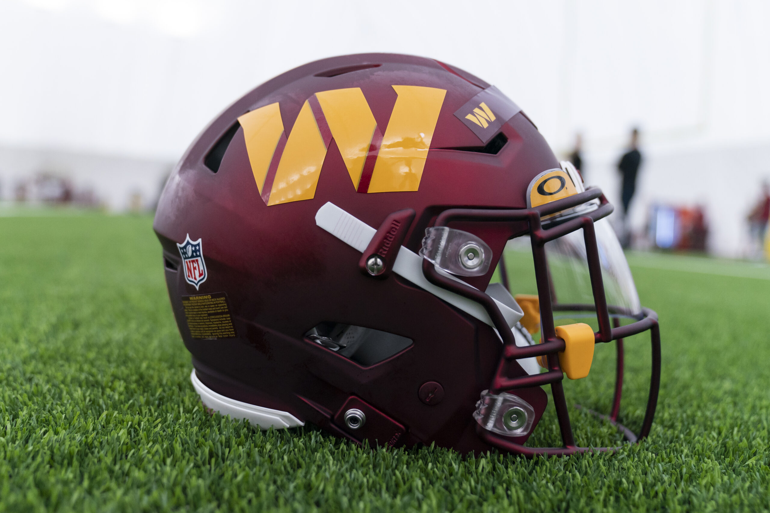 Commanders ask ‘Washington Redskins’ troll Twitter account to change name