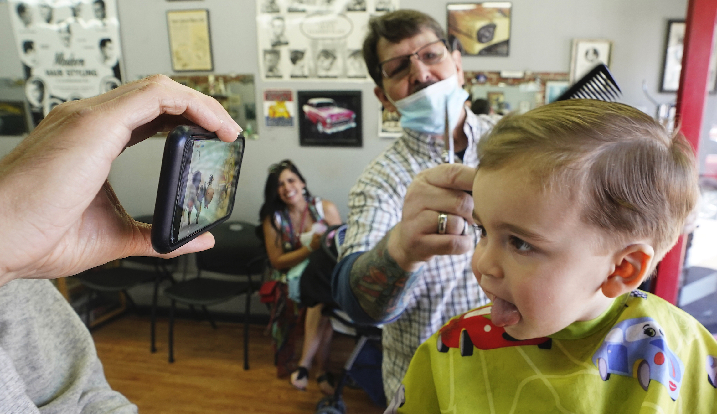 To help curb inflation, cut down occupational licensing