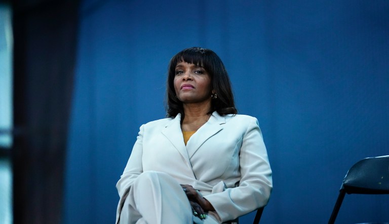 Trump talks up Oz as Barnette climbs in Pennsylvania Senate GOP primary polls