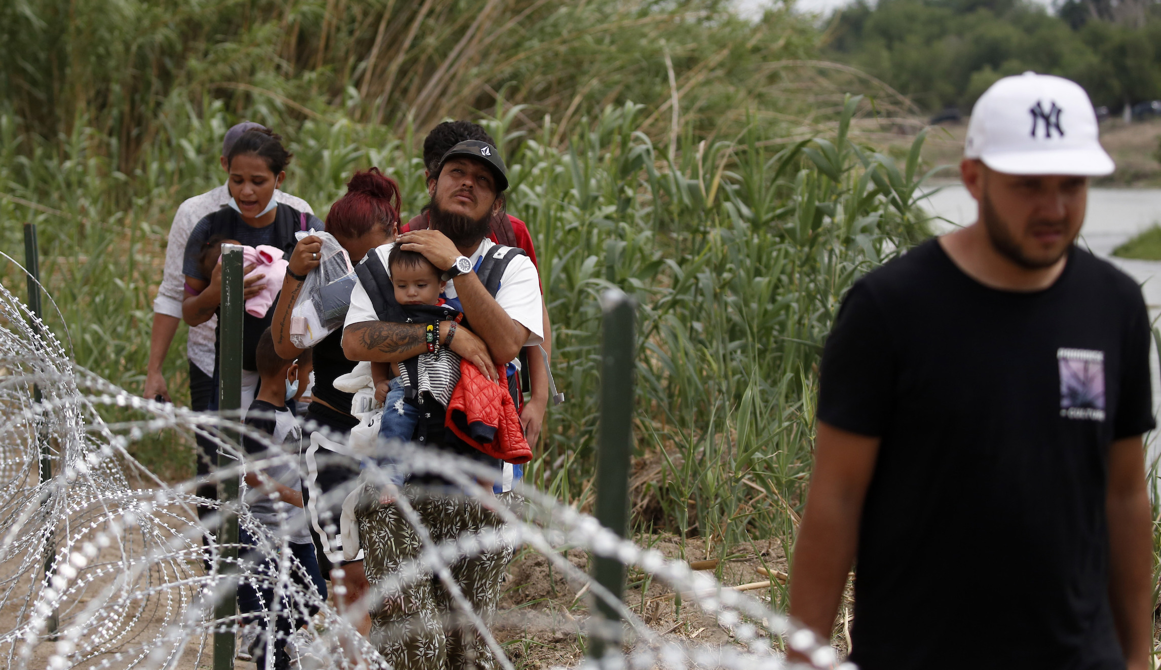 Biden’s options limited on Title 42 COVID-19 migration rule after court ruling