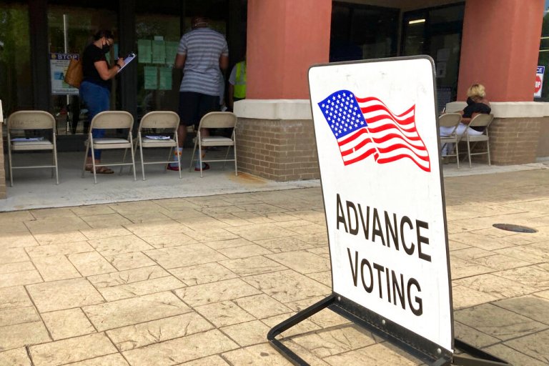 First day of early voting in Georgia shatters previous midterm record