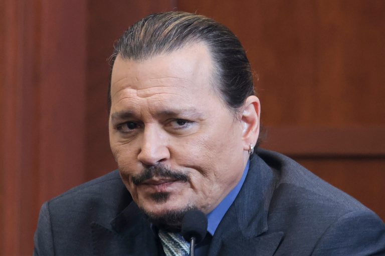 WATCH: Johnny Depp dismisses discrepancies in injury photos as ‘photoshopped’