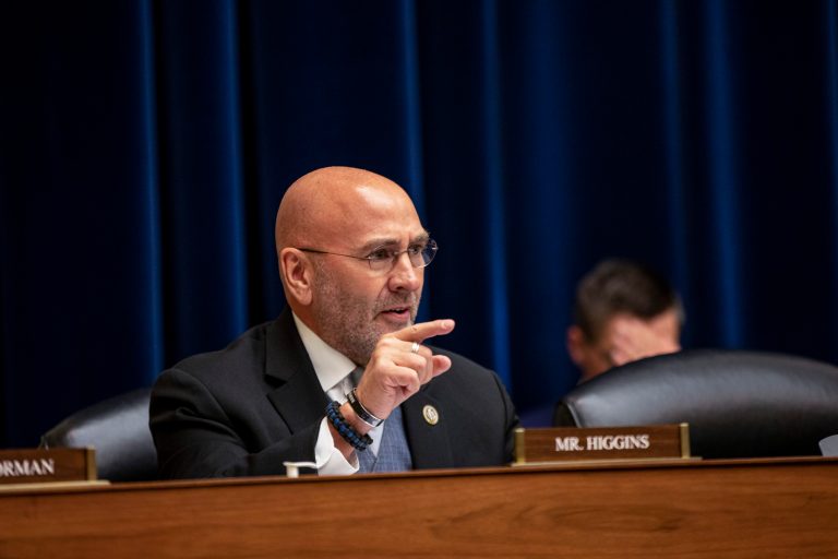 Pentagon blasted for failing five audits and missing 61% of assets: ‘All gone to Zelensky!’