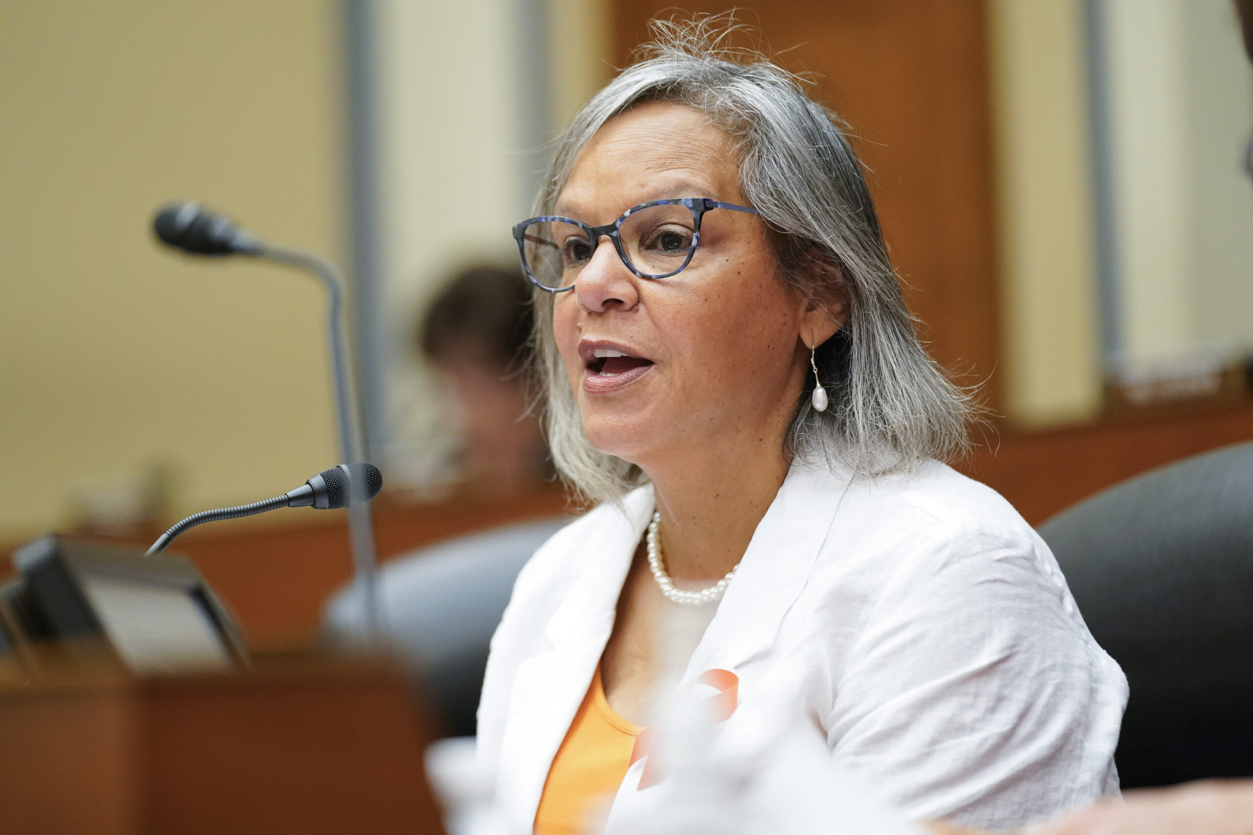 Top Illinois Democrats push to oust Rep. Robin Kelly as state party chairwoman