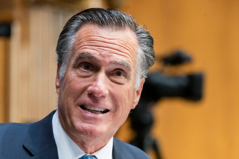 Romney acts wrongly with his inaction in Utah Senate race