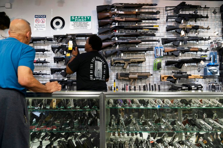 House Democrats bet politics of  ‘assault weapons’ ban is now in their favor