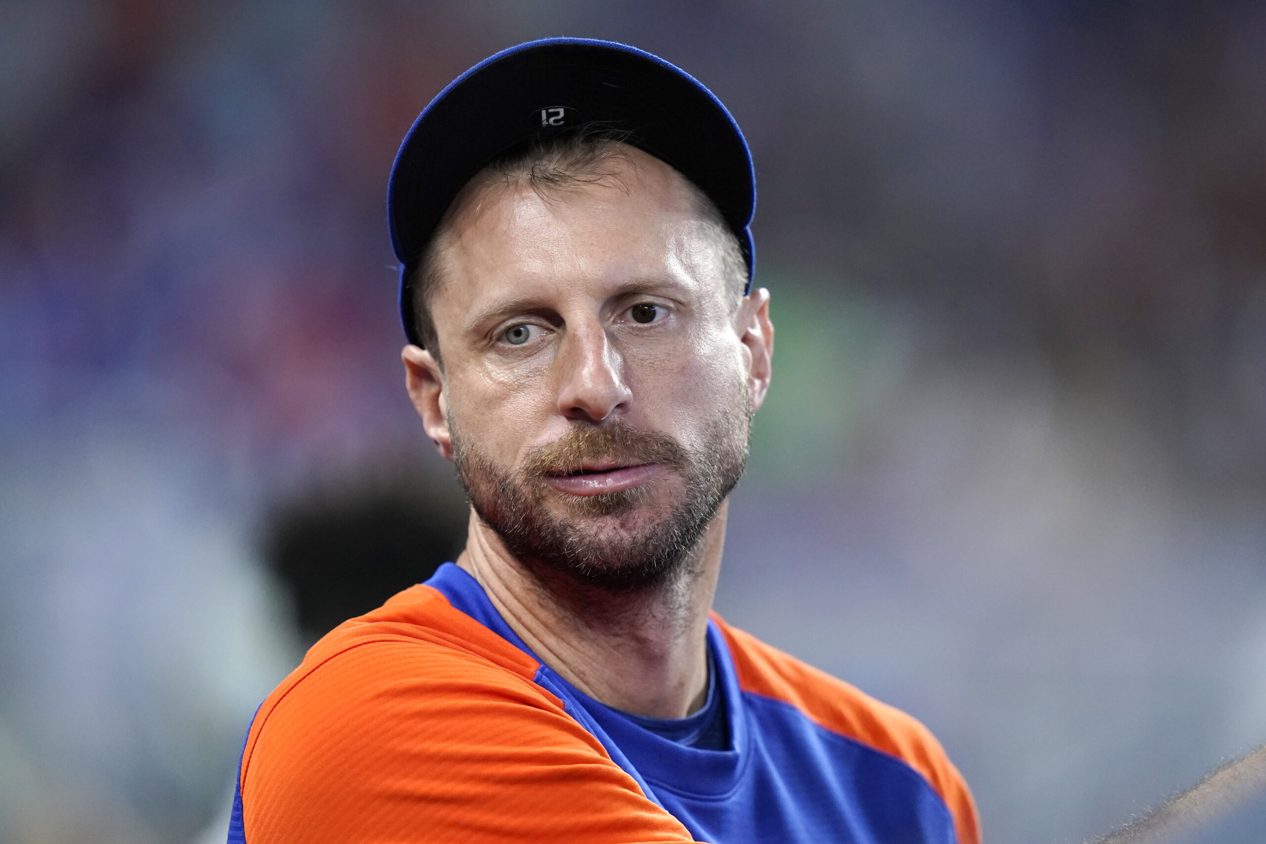 Mets pitcher gives AirPods and $7K meal to minor league teammates: Report
