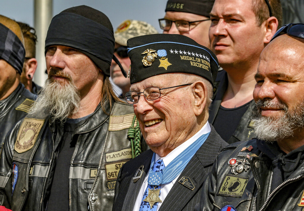 Last surviving WWII Medal of Honor recipient to lie at Capitol this week