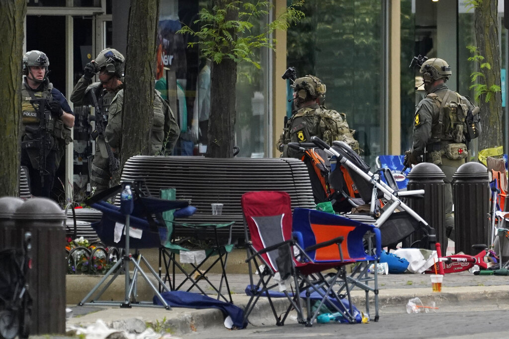 Highland Park suspect Robert Crimo III obtained rifle legally, mayor says
